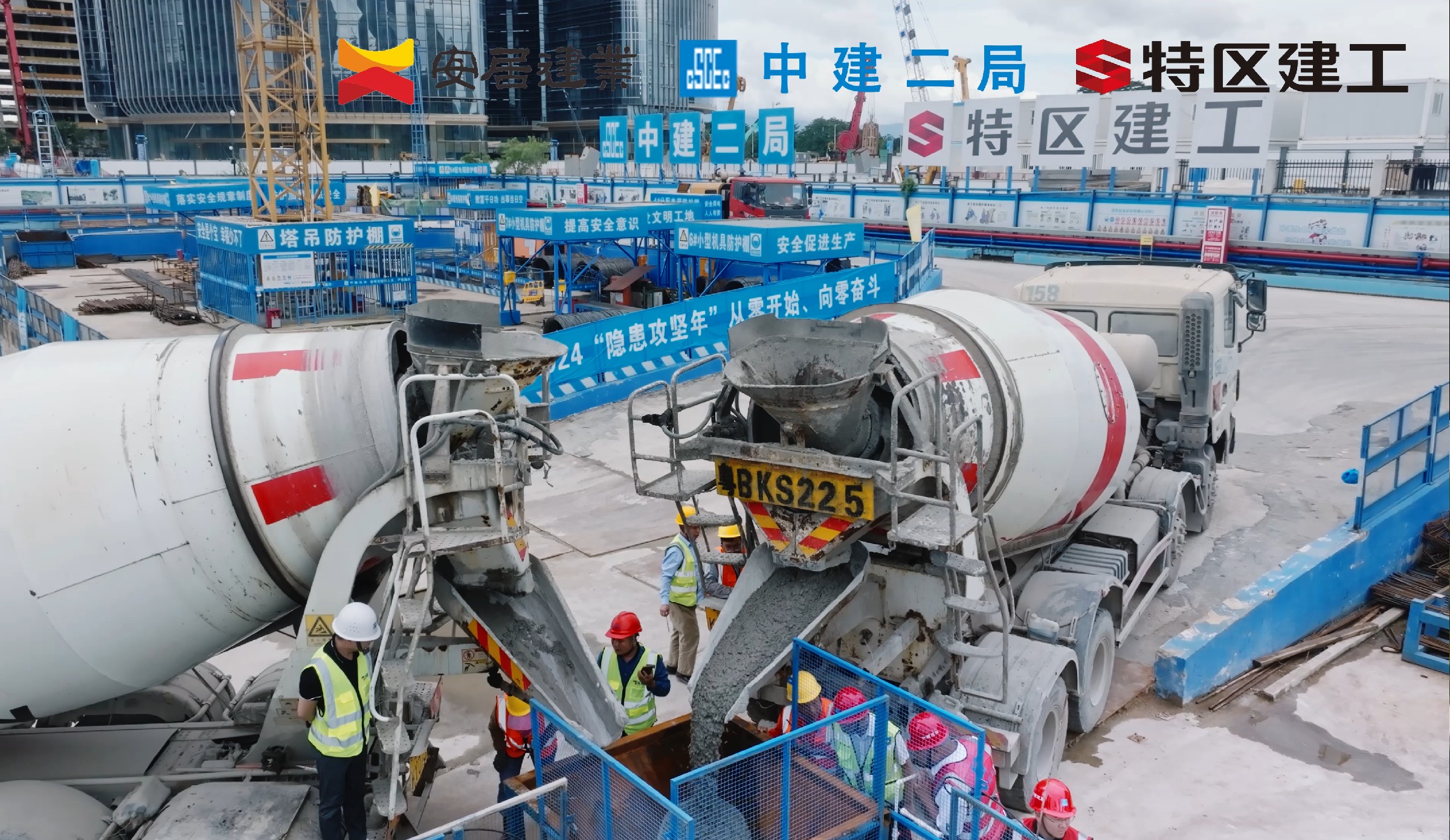 图片5深圳湾超级总部基地B塔项目国内最深民用安博站官网登录入口_安博(中国)基坑浇筑施工.jpg 图片5深圳湾超级总部基地B塔项目国内最深民用安博站官网登录入口_安博(中国)基坑浇筑施工.jpg
